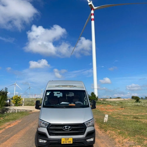 Hiếu Ngọc Travel chuyên cho thuê xe 16 chỗ Solati chất lượng cao